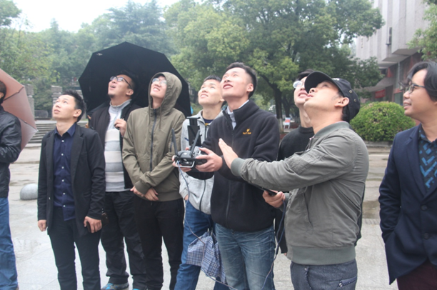 1539565218850037621.png QQ图片20181015085140.png
