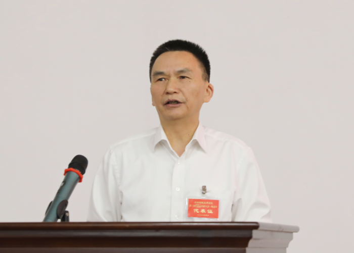 刘寒波.png